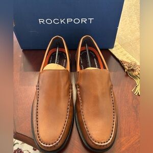 Rockport Venetian Loafers. Genuine Leather. New in Box sz 7